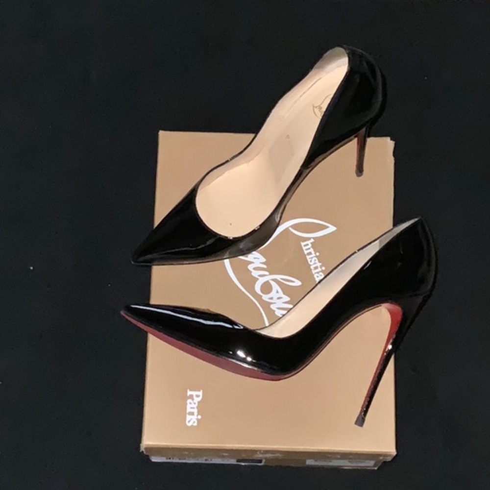 Christian Louboutin So Kate